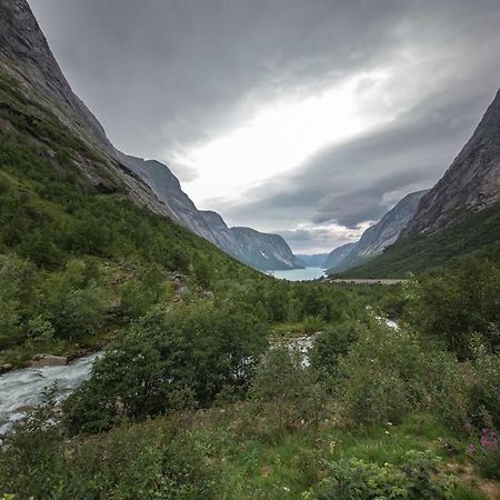 Hotel Hytta Alis Lærdalsøyri Esterno foto