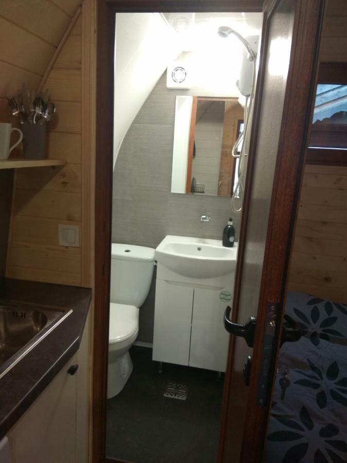 Hotel Hytta Alis Lærdalsøyri Esterno foto